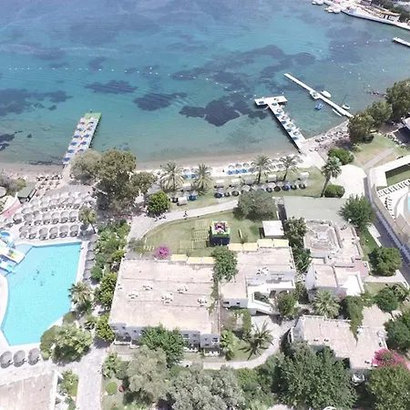 Semesteranläggning (resort) Rexene 4*