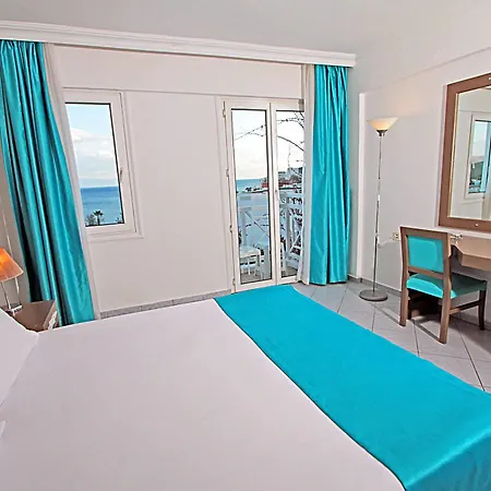 Semesteranläggning (resort) Rexene 4*
