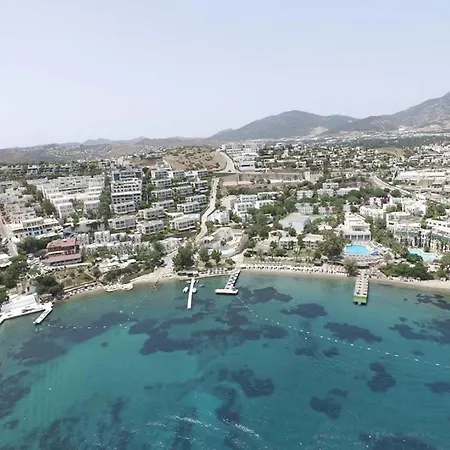 Rexene Resort 4*